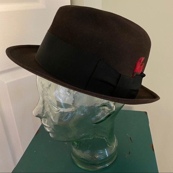 Vintage Other - Vintage '60/70's felt fur Dobbs 5th Avenue fedora